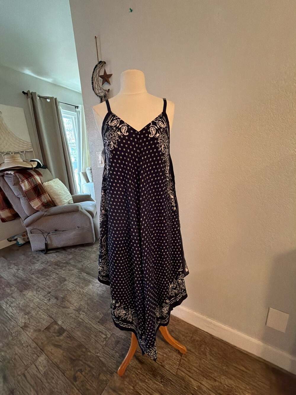 Tommy Bahama Paisley Print Handkerchief Hem Dress Size S/M
